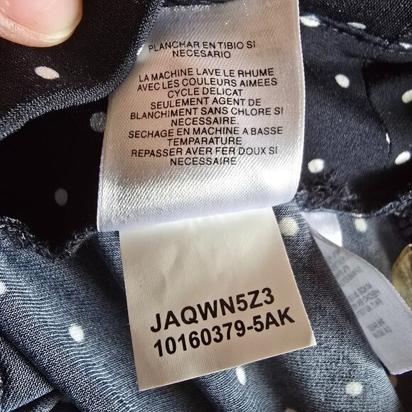 Evan Picone - Vintage Skirt in Black with White Polka Dots All Over - Picture 5 of 5